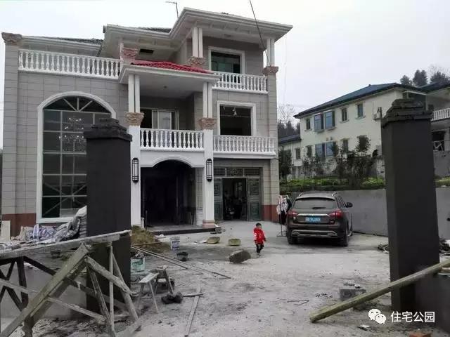 50萬(wàn)可以建怎樣的鄉(xiāng)村別墅，第3套都說(shuō)賺大第7套為何被罵哭？