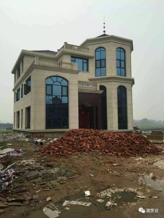 鏡頭下的漂亮房子，城里人都驚嘆農(nóng)村住上了別墅