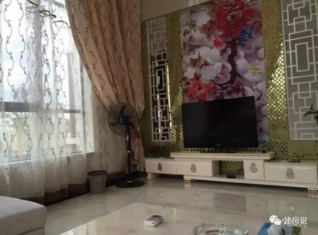 湖南網(wǎng)友曬自建三層農(nóng)村別墅，外觀和裝修完美搭配