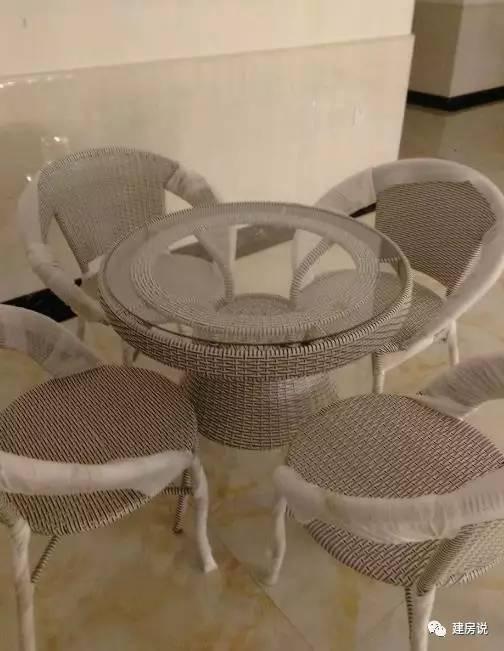 湖南網(wǎng)友曬自建三層農(nóng)村別墅，外觀和裝修完美搭配