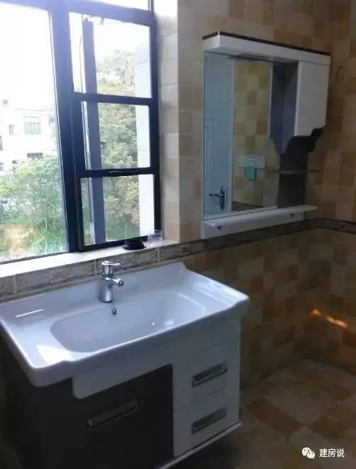 湖南網(wǎng)友曬自建三層農(nóng)村別墅，外觀和裝修完美搭配