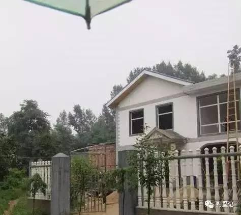 陜西二層農(nóng)村小別墅，建好了風(fēng)格很別致