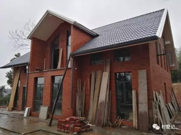 這些建好的農(nóng)村別墅，可能比城里商品房好100倍