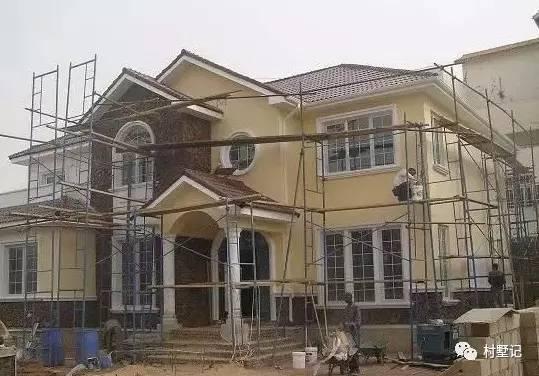 這些建好的農(nóng)村別墅，可能比城里商品房好100倍