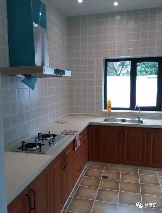 江西自建的二層農(nóng)村別墅，讓婆婆和媽媽都很滿意