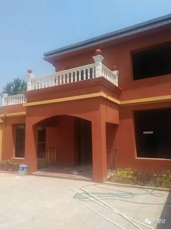 江西老張自建二層農(nóng)村別墅，鄰居沒建整天都說好后悔