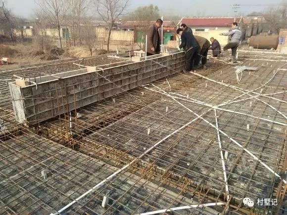 江西老張自建二層農(nóng)村別墅，鄰居沒建整天都說好后悔