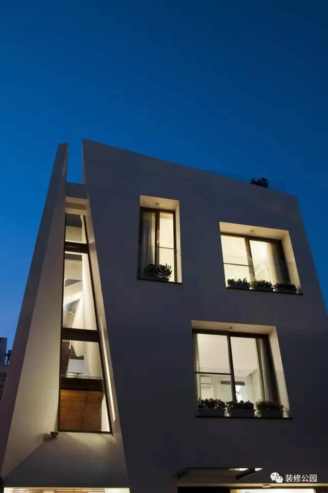 7.5X15米現(xiàn)代鄉(xiāng)村別墅，設計核心是采光，帶地下室含平面圖