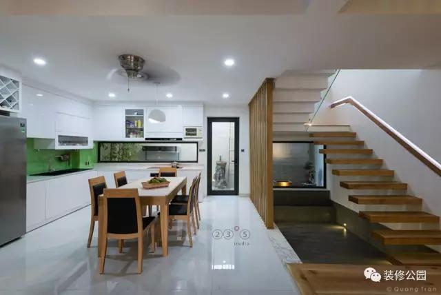 農(nóng)村別墅臨街建，6米寬三側(cè)無窗，如何兼顧隱私與采光？含平面圖