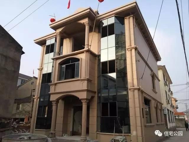 12套30萬建成農(nóng)村別墅，第3套南北適合第6套丑哭卻是首選？