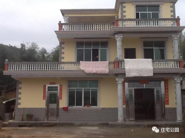 12套30萬建成農(nóng)村別墅，第3套南北適合第6套丑哭卻是首選？