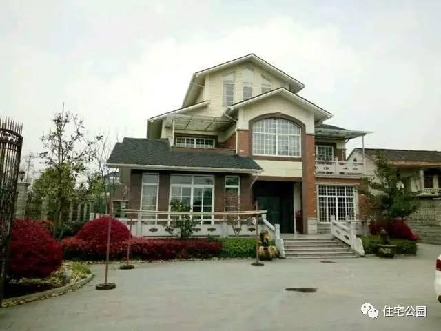 12套30萬建成農(nóng)村別墅，第3套南北適合第6套丑哭卻是首選？