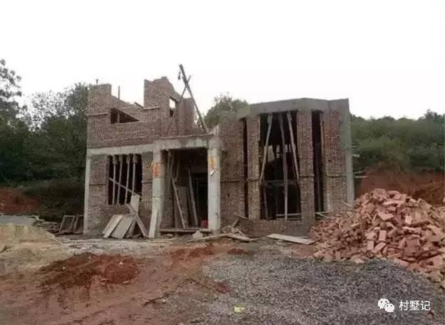 實拍現(xiàn)在的農(nóng)村二層別墅，人人都能建