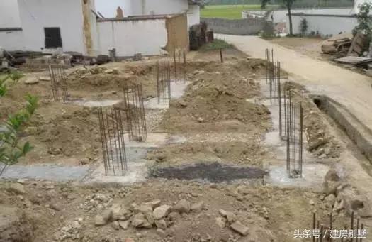 自建三層小別墅施工方式引熱議，江西老表說(shuō)出了心里話