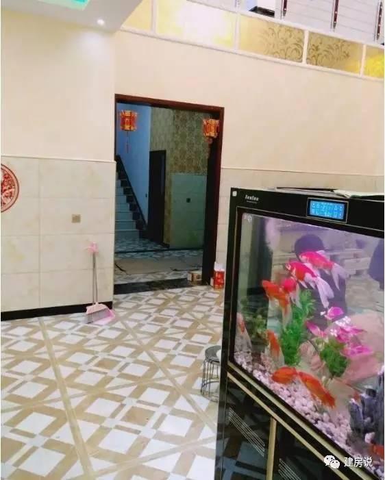 80后花50萬自建三層別墅，造型漂亮惹村里人都羨慕