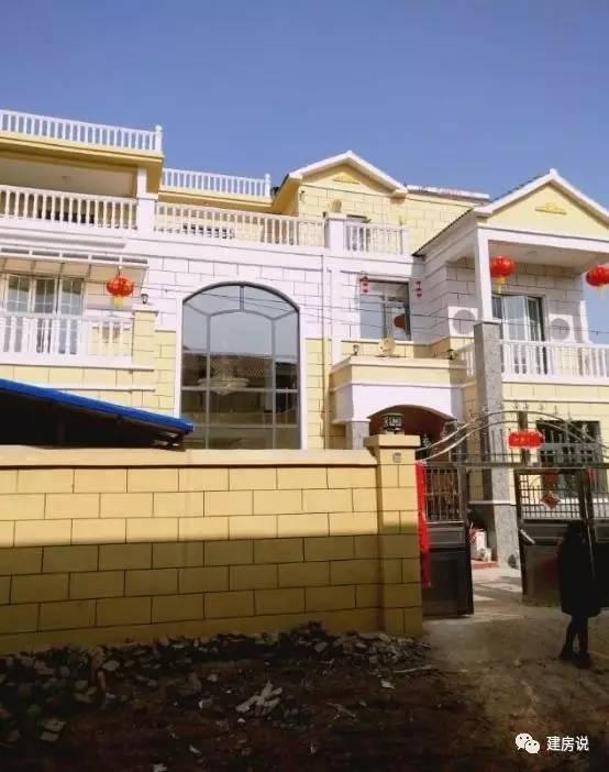 80后花50萬自建三層別墅，造型漂亮惹村里人都羨慕
