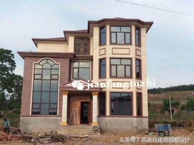 幾組別墅效果圖和完工圖對比，完工圖比效果圖更漂亮