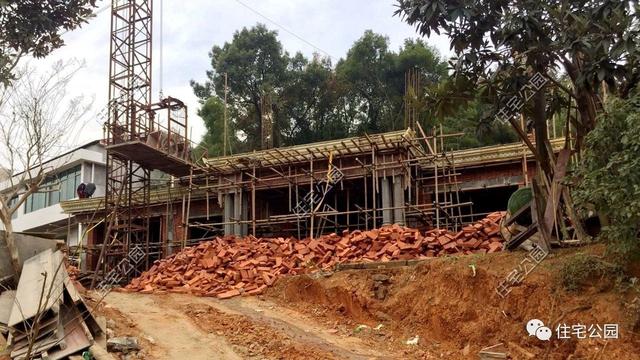 2024年最火爆的農(nóng)村自建房戶型，附施工過程和完工圖