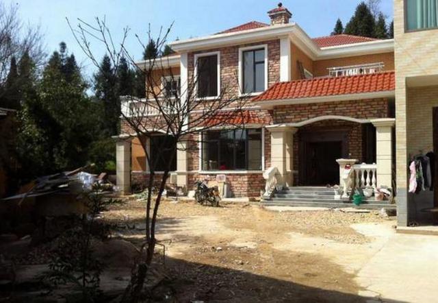 農(nóng)村有宅基地就是好，可以自建喜歡的別墅！