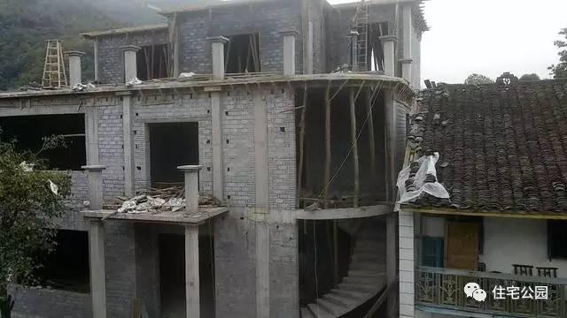 拒絕房奴，80后湖南小伙自建3層框架別墅，造價(jià)你想不到！