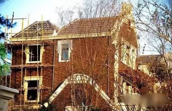 女明星別墅大起底，范爺和她比還是差了一點！