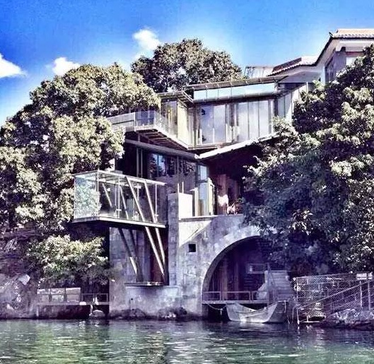 女明星別墅大起底，范爺和她比還是差了一點！