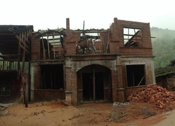 貸款借錢，一拿到5千元圖紙立刻蓋起34萬農(nóng)村別墅！