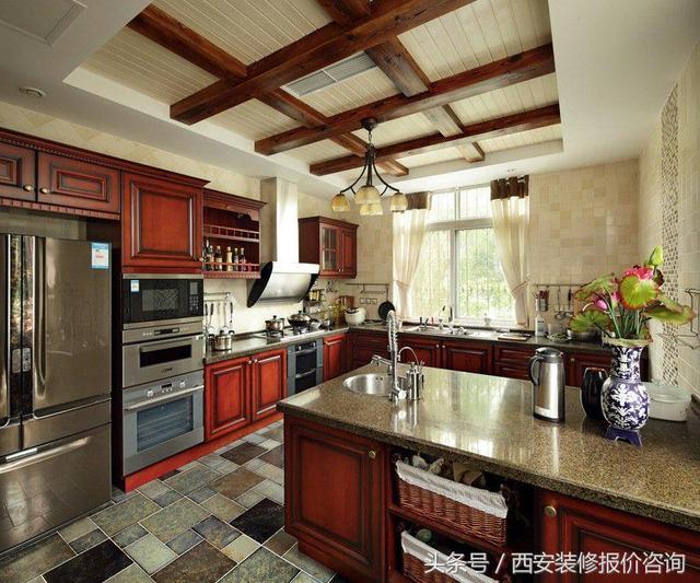 320平別墅經(jīng)典美式，20年奮斗付出才有的家！