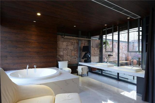 云溪花園，現(xiàn)代簡約別墅裝修，挑空的設(shè)計(jì)也很美！