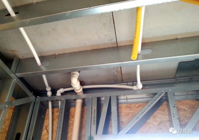 半個(gè)月蓋好一棟輕鋼別墅，看看國外都是怎么建房的！