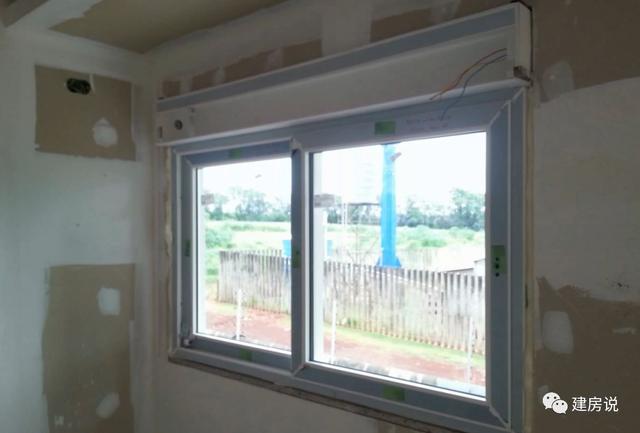 半個(gè)月蓋好一棟輕鋼別墅，看看國外都是怎么建房的！