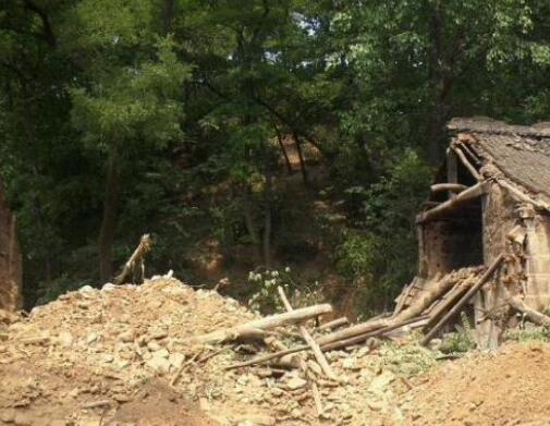 實拍農村小別墅建造全過程，只用了18萬！