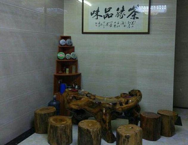 婆家三層小別墅總算蓋好了，光看這外表已經(jīng)是村里第一大戶了！