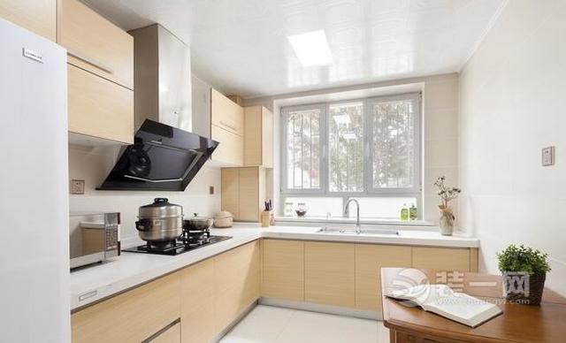 清淡隨性 廈門(mén)-圣地亞哥226平-現(xiàn)代風(fēng)-別墅裝修效果圖！