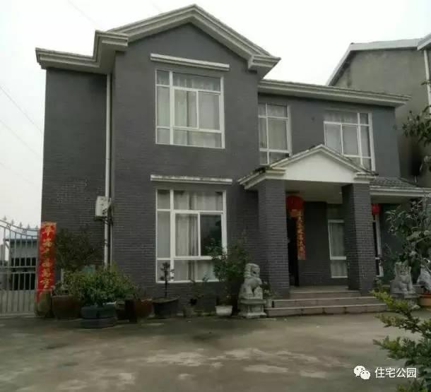 20萬，自建11X10米農(nóng)村坡頂別墅，網(wǎng)友實拍！