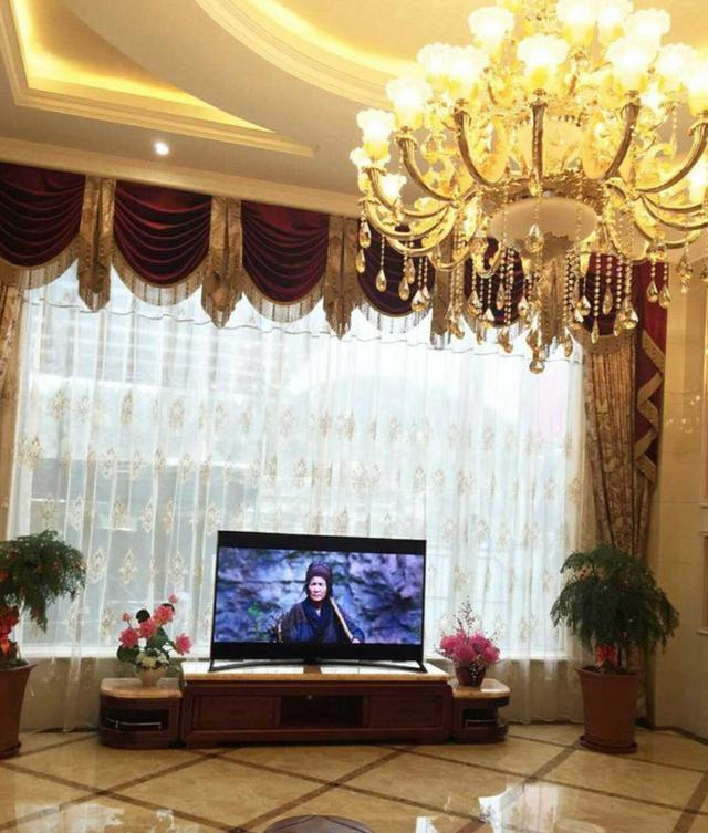 老爸花40W在農(nóng)村蓋這棟別墅，找我相親的姑娘都踏破門(mén)檻了！