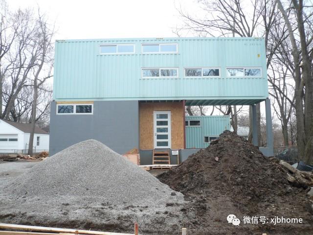 她用5個(gè)集裝箱，建起一棟絕美別墅！