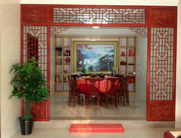 曬曬公公花100多萬的農(nóng)村小別墅，最喜歡院子里的草坪和大魚池！