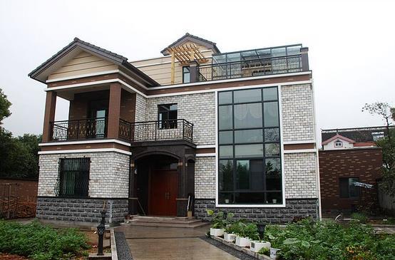 農(nóng)村小伙建了套新式別墅，居然比效果圖還好看！