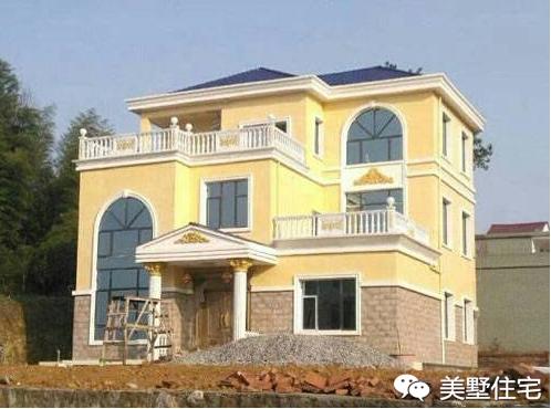 11x11米歐式三層小別墅戶型圖，3種外觀配色，各有千秋