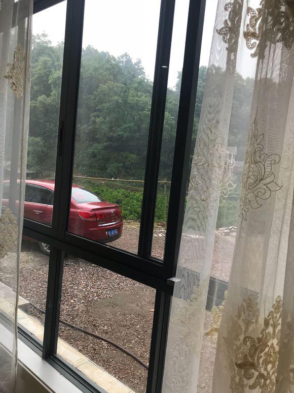 曬曬剛蓋好鄉(xiāng)村小別墅，找老婆就靠它了