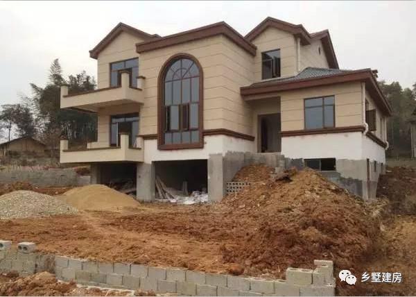 在農(nóng)村花30萬自建房，看起來像百萬效果