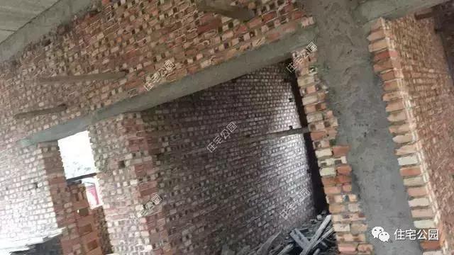 河南農(nóng)村40萬自建三層樓房，性價比讓人羨慕