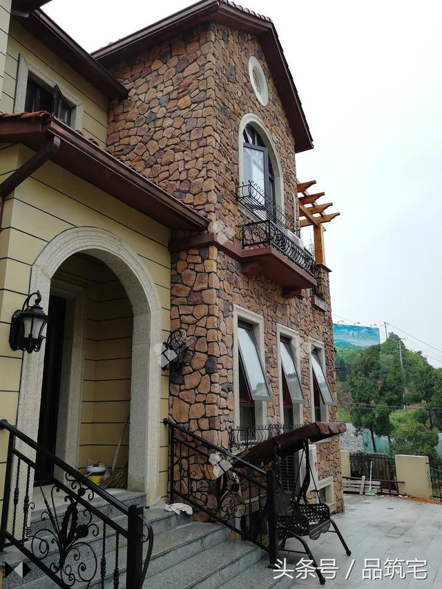 二層西班牙風(fēng)格別墅方案展示，從設(shè)計(jì)到完工全過程，還帶裝修