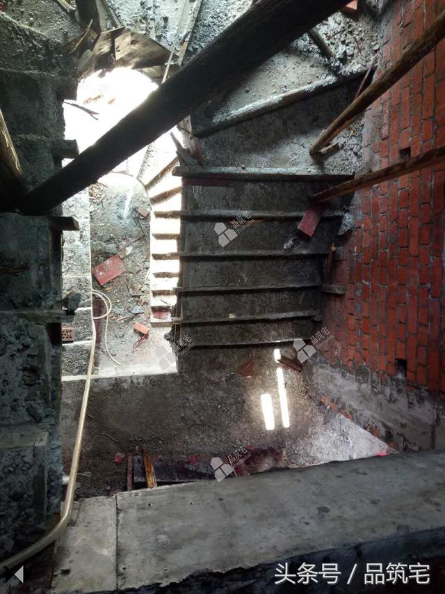 二層西班牙風(fēng)格別墅方案展示，從設(shè)計(jì)到完工全過程，還帶裝修