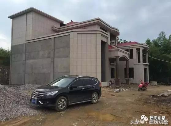 曬曬我家和表哥家的自建房，有設(shè)計(jì)和沒設(shè)計(jì)區(qū)別真大