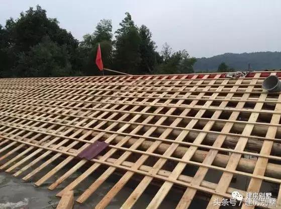 曬曬我家和表哥家的自建房，有設(shè)計(jì)和沒設(shè)計(jì)區(qū)別真大