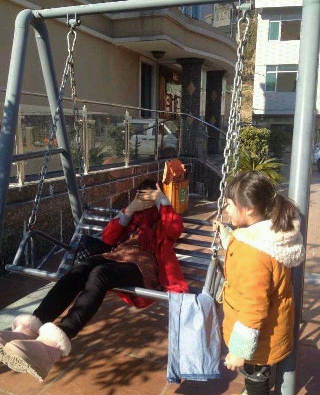 曬曬我家2000平山村小別墅，光裝修花了200多萬！