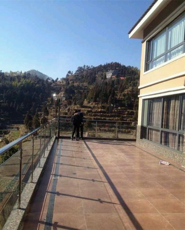 曬曬我家2000平山村小別墅，光裝修花了200多萬！