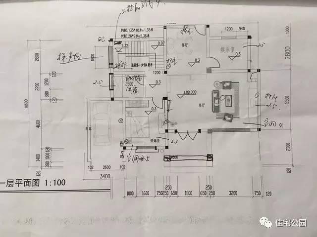 父子二人攜手設(shè)計(jì)圖紙，60萬(wàn)建舒適別墅！